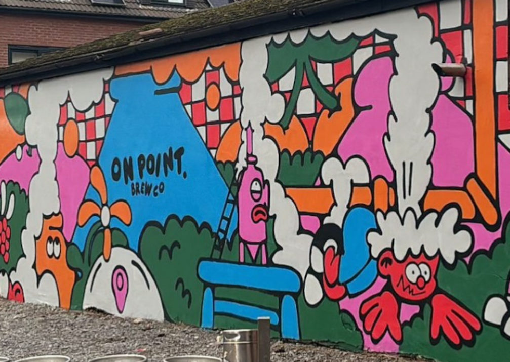 /img/home/taproom/on-point-mural.jpg